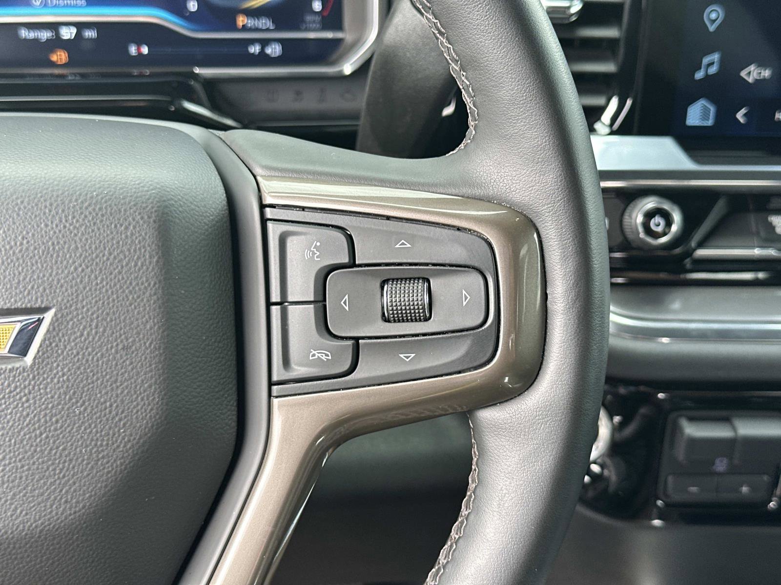 Certified 2024 Chevrolet Silverado 2500 High Country w/ LPO, Dark Essentials Package image 31