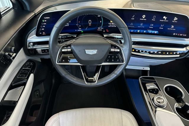 Certified 2024 Cadillac Lyriq Luxury RWD image 14