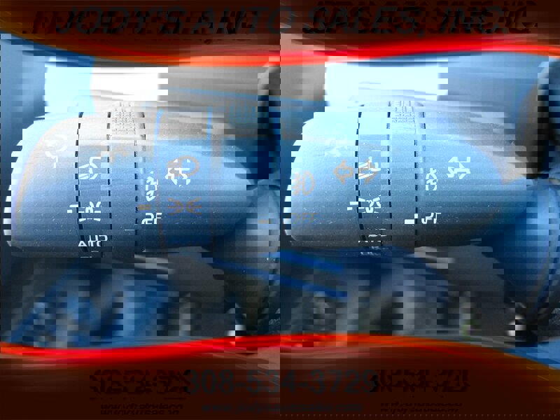 Used 2024 Toyota Tacoma TRD Off-Road image 11