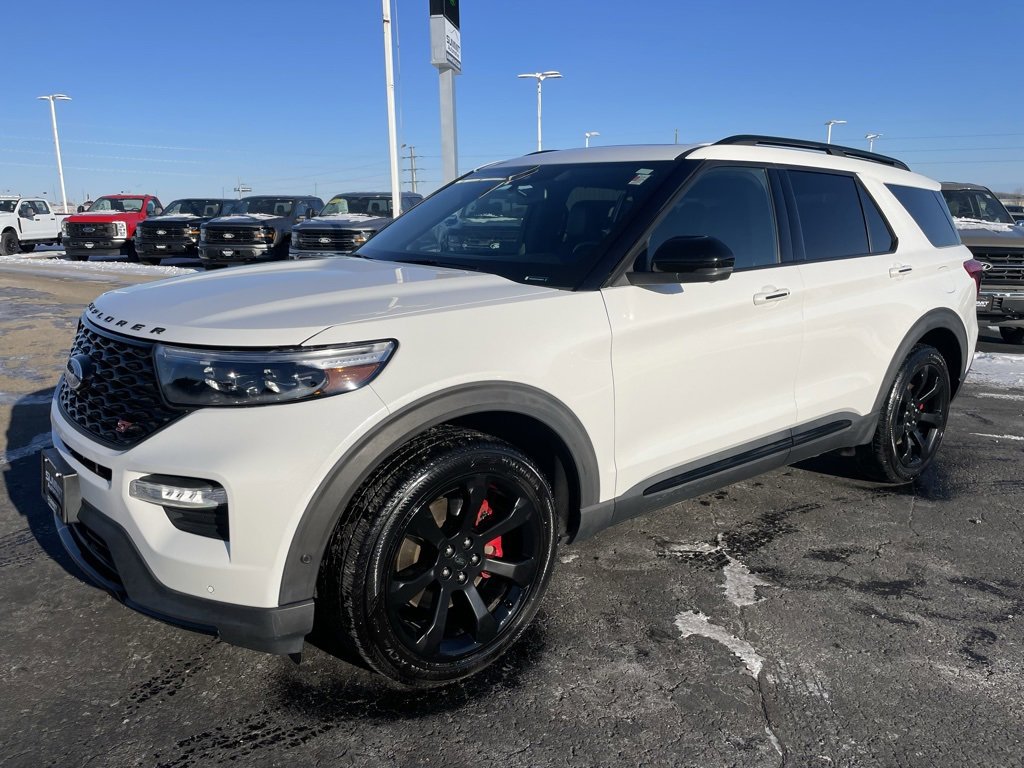 Used 2020 Ford Explorer ST w/ ST Street Pack image 6