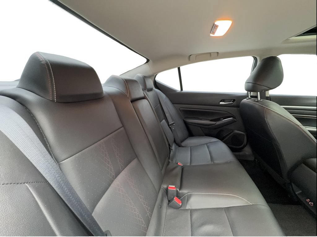 Used 2023 Nissan Altima 2.5 SR w/ SR Premium Package AWD/4WD image 28
