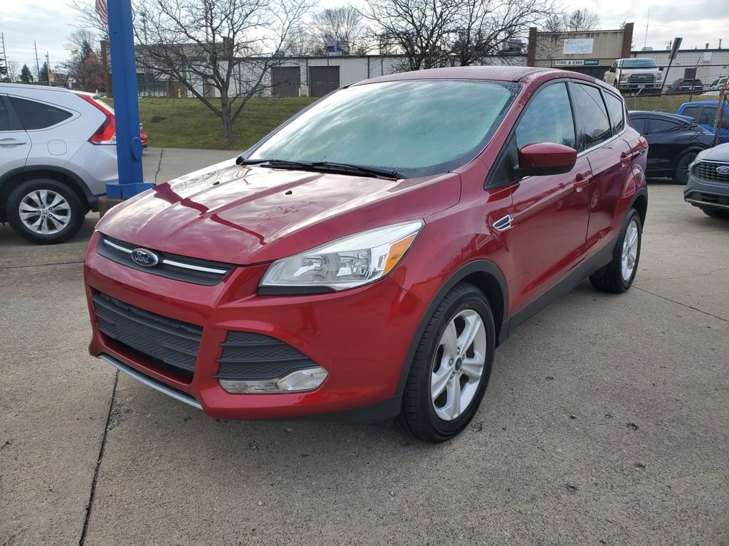 Used 2015 Ford Escape SE video 2