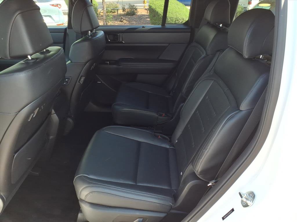 Certified 2025 Hyundai Santa Fe Calligraphy image 17