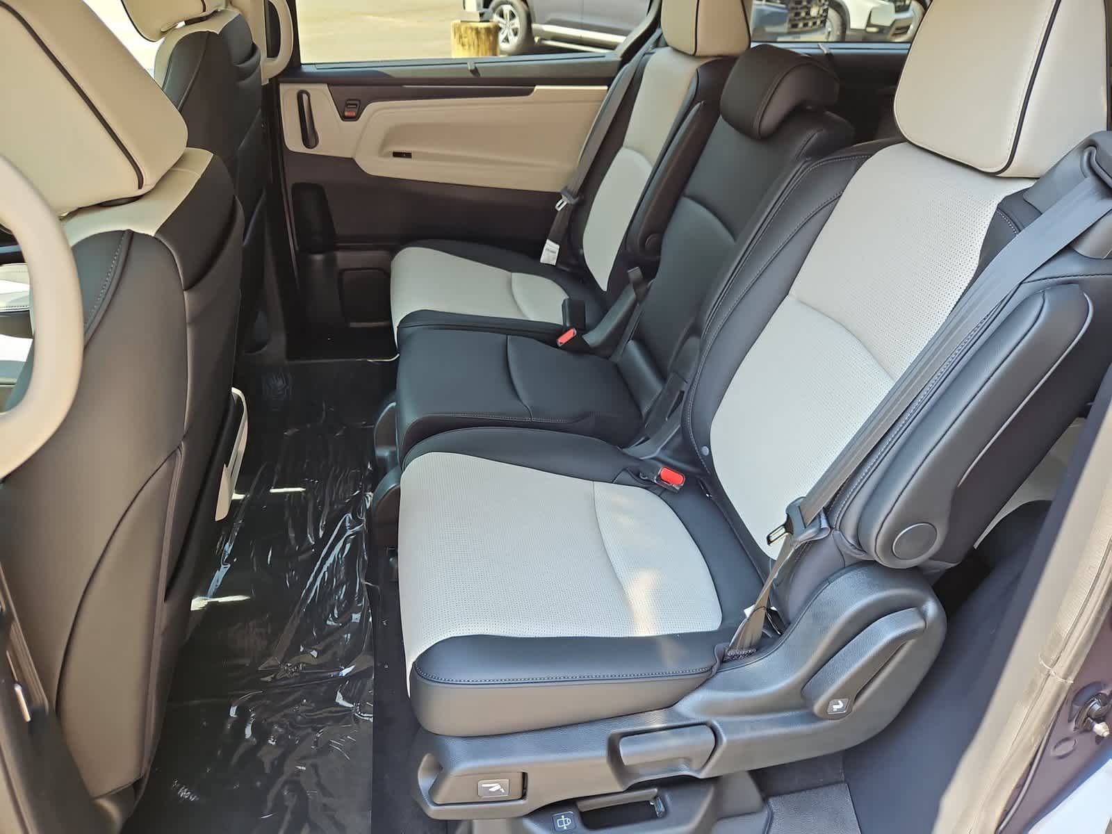 New 2027 Honda Odyssey Elite image 10