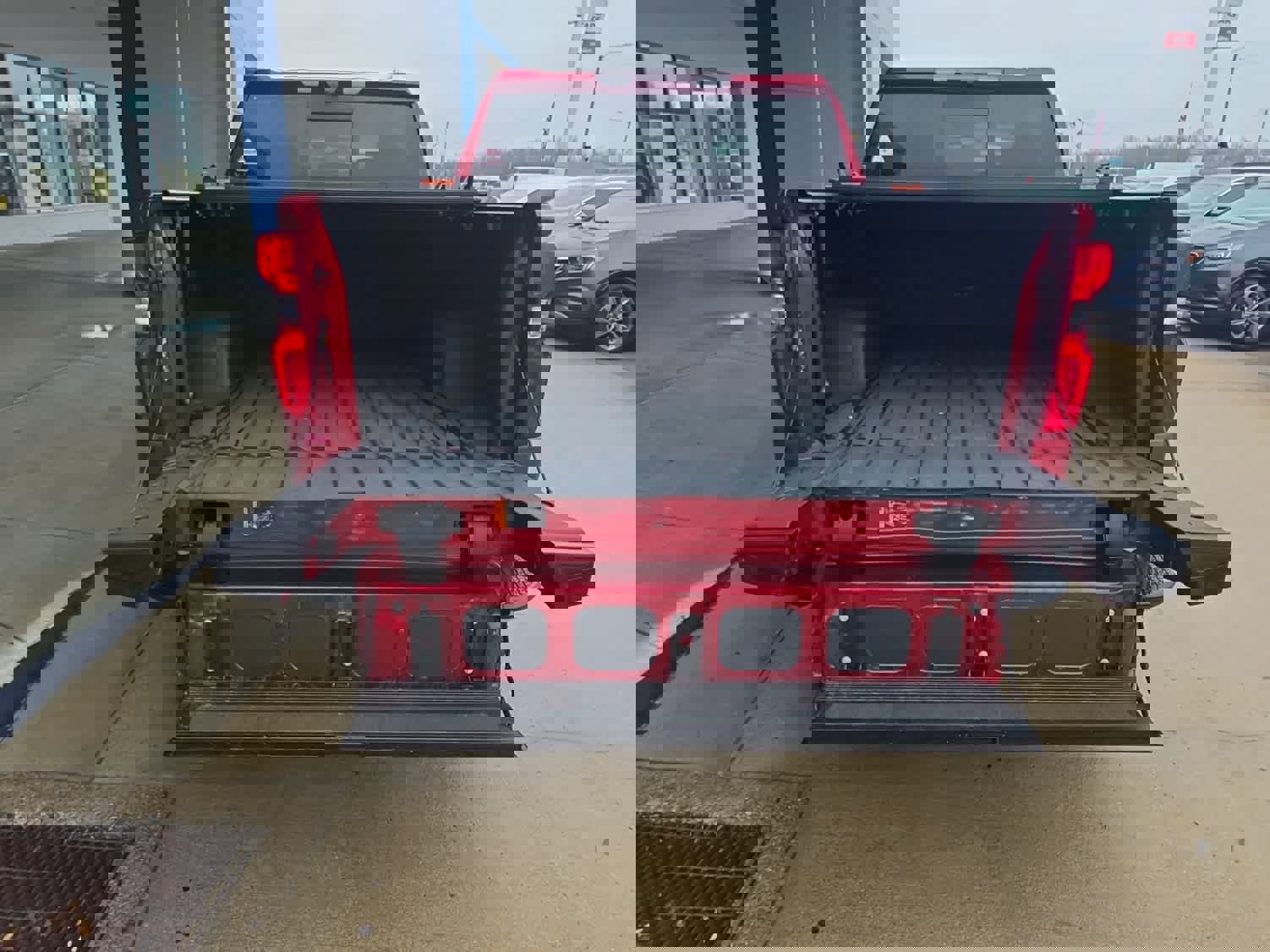 Used 2024 Chevrolet Silverado 1500 LTZ w/ Technology Package image 10