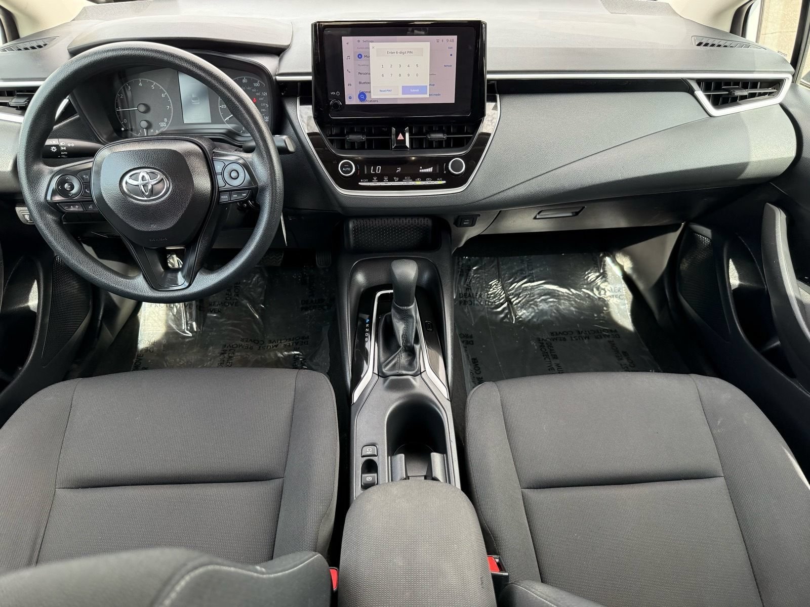 Used 2025 Toyota Corolla LE FWD image 27