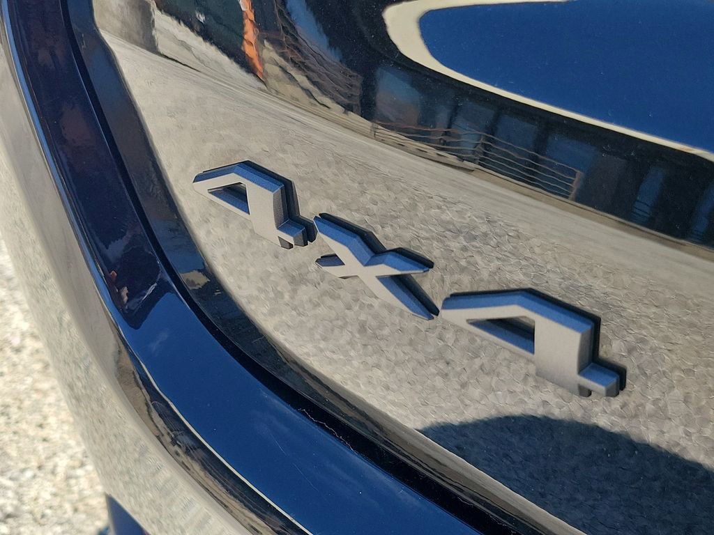 Used 2025 Jeep Compass Trailhawk w/ Trailhawk Elite Group image 8