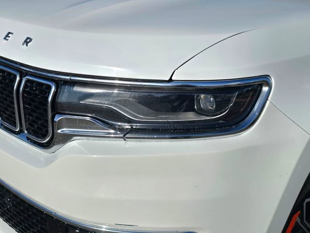 Certified 2024 Jeep Wagoneer Series II image 35