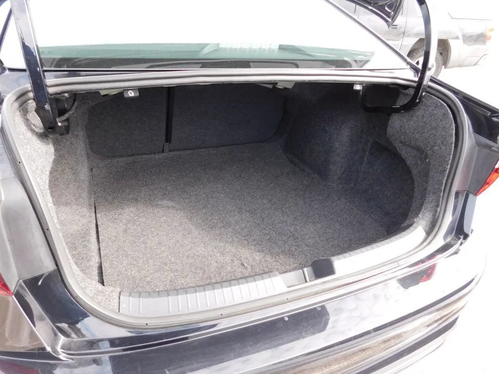 Used 2024 Volkswagen Jetta SE FWD image 7