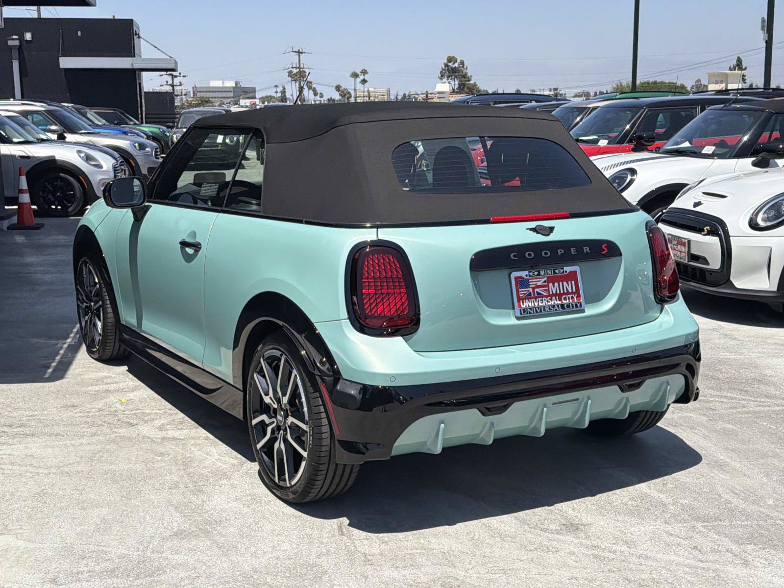 New 2026 MINI Cooper S FWD image 4