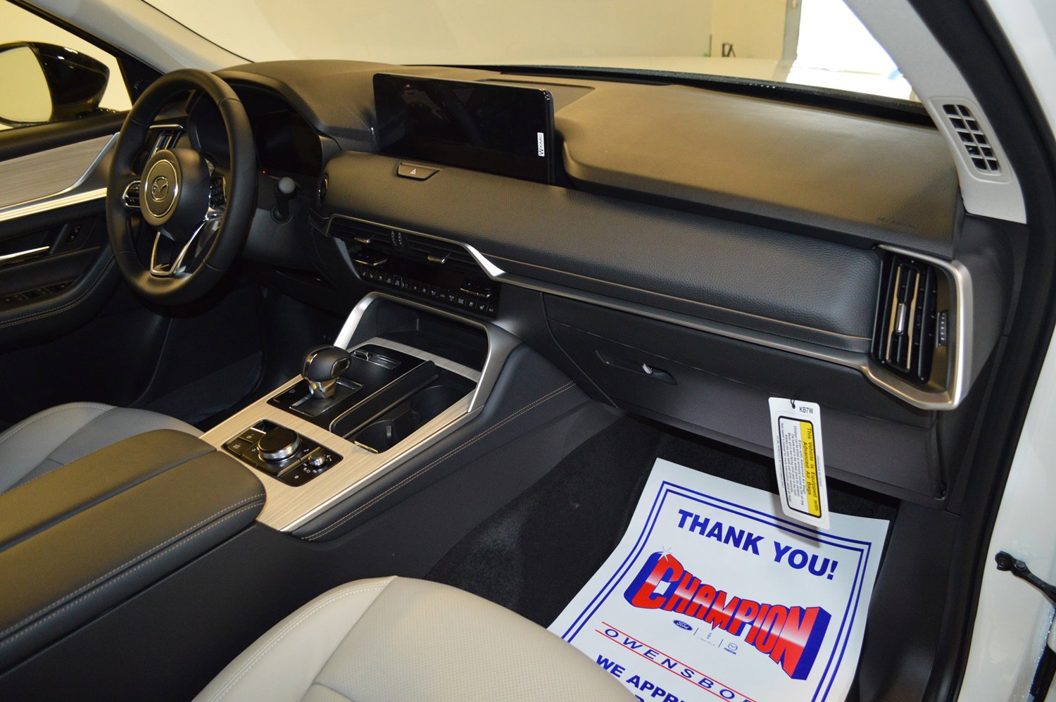 New 2026 MAZDA CX-90 3.3 Turbo w/ Premium Sport Pkg image 9