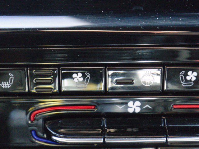 Used 2022 Jeep Grand Cherokee Trailhawk image 27