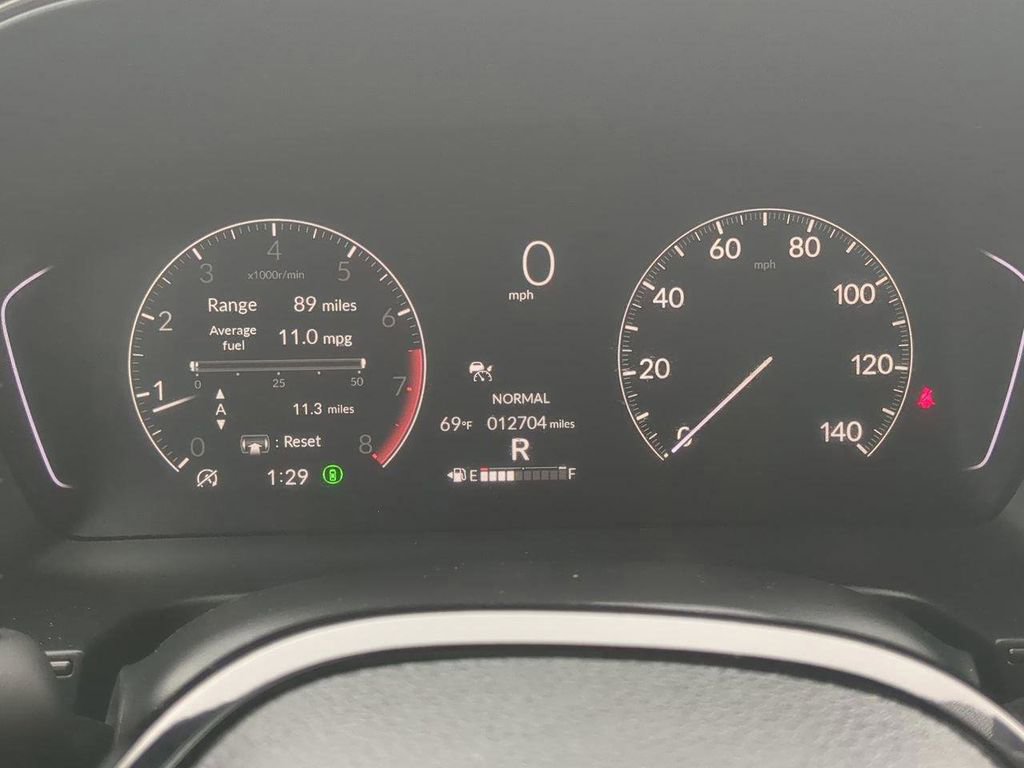 Used 2025 Honda Pilot TrailSport image 27