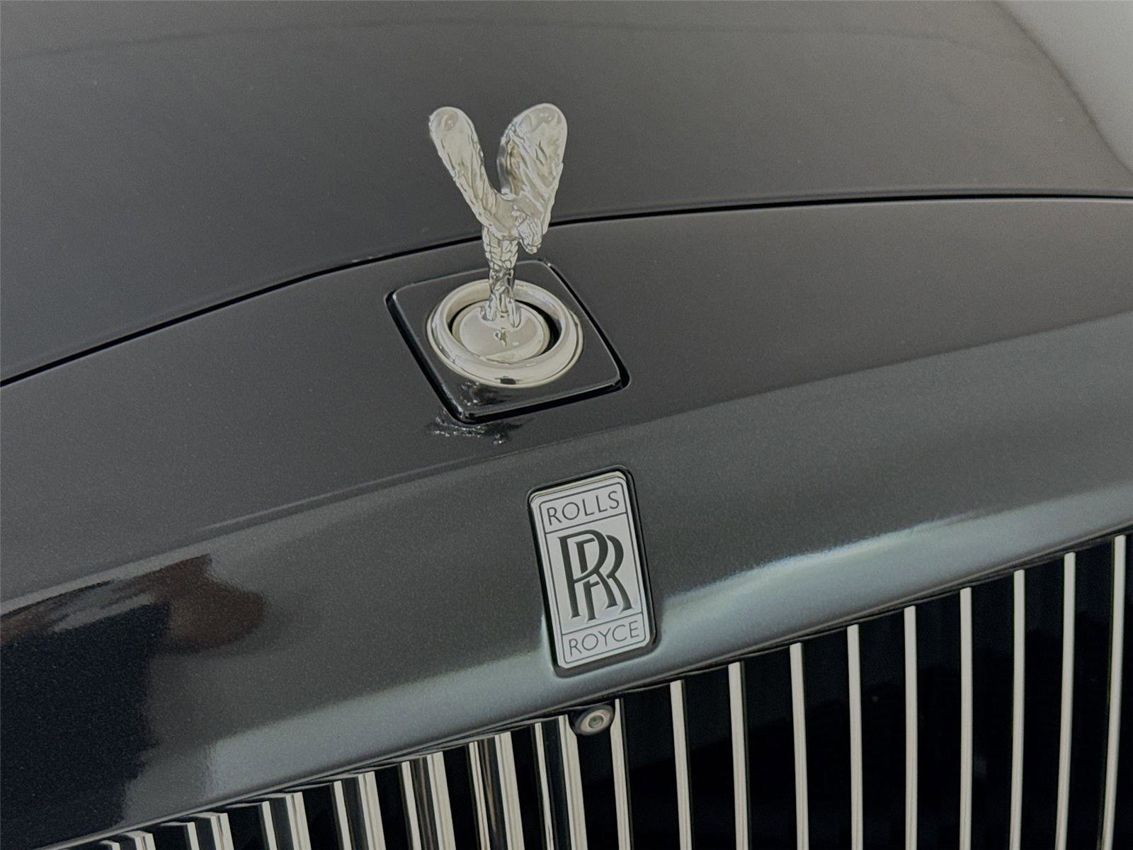 Used 2019 Rolls-Royce Phantom Sedan image 39
