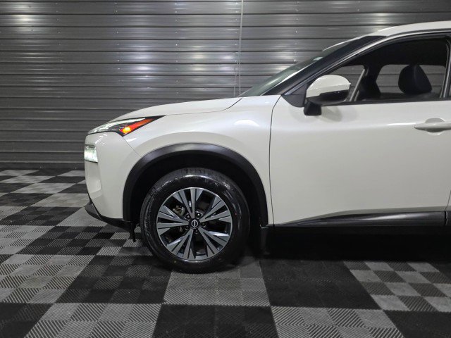 Used 2022 Nissan Rogue SV image 36