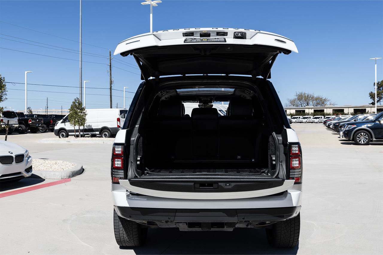Used 2017 Land Rover Range Rover Autobiography image 10