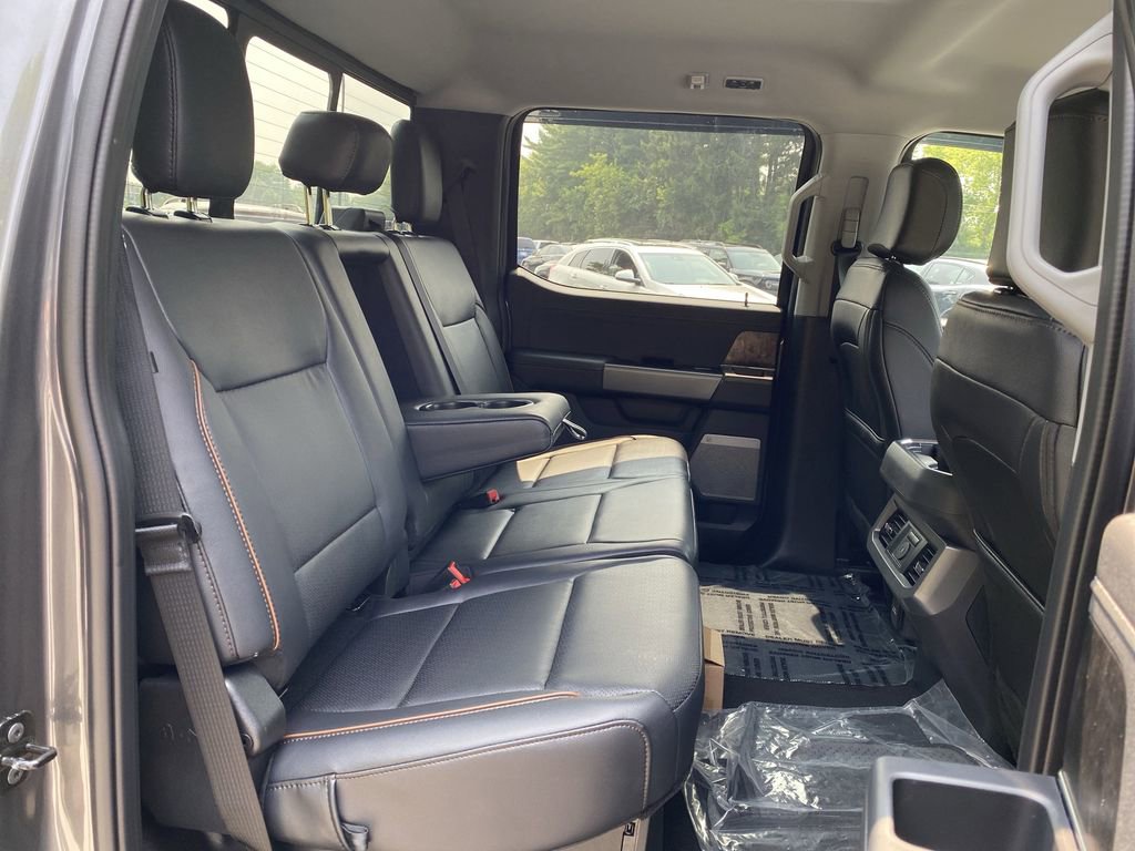 New 2025 Ford F250 Lariat w/ Lariat Ultimate Package image 42