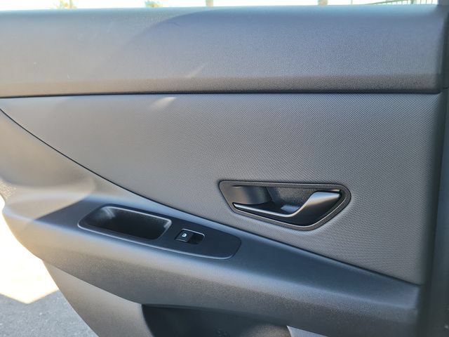 Certified 2026 Hyundai Elantra Sport FWD image 22
