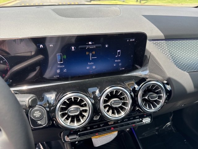 New 2025 Mercedes-Benz GLA 250 image 23