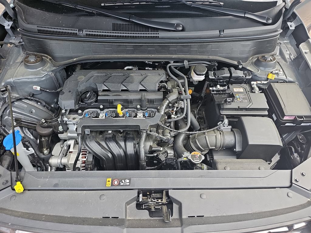 Certified 2026 Hyundai Venue SEL FWD image 32