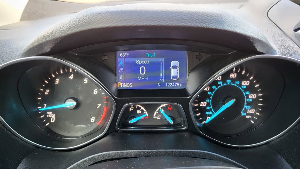 Used 2015 Ford Escape SE image 28