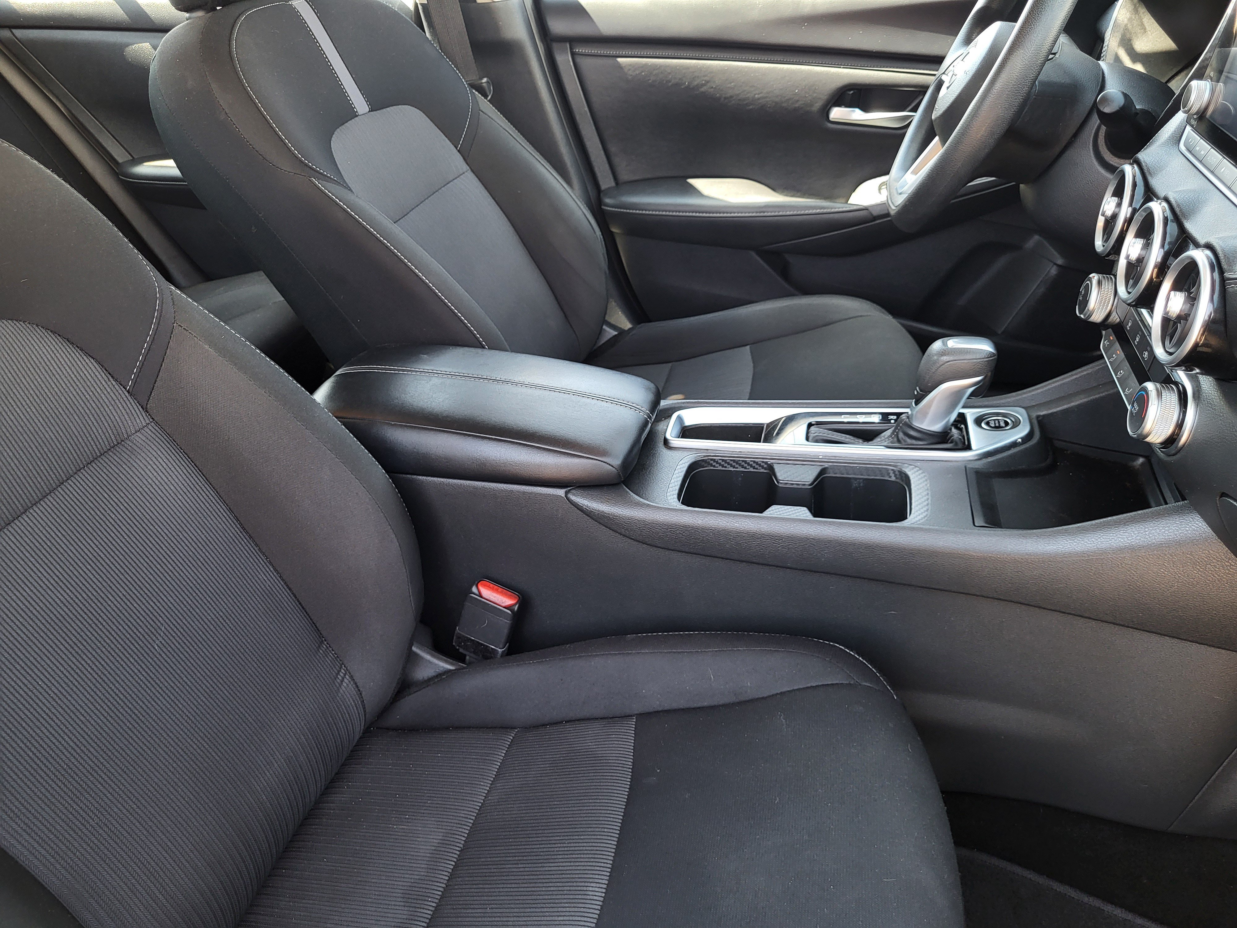 Certified 2025 Nissan Sentra SV FWD image 15
