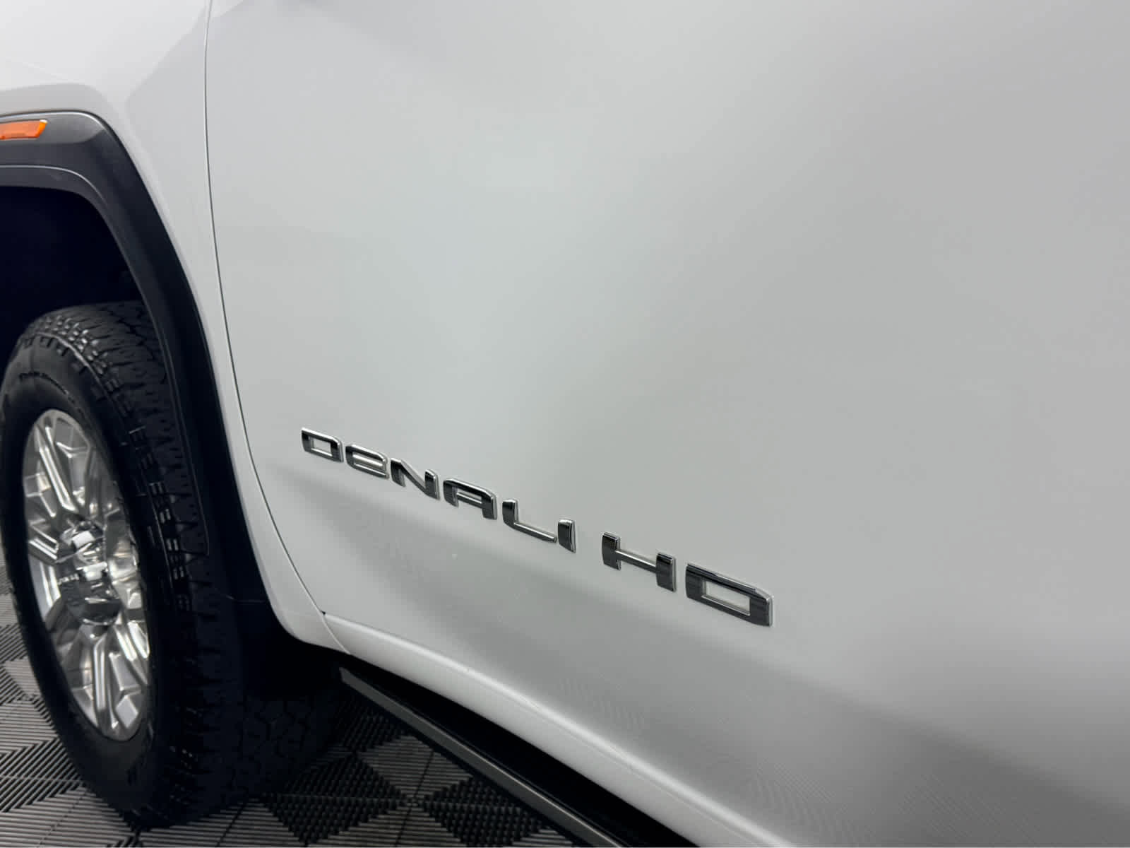 Used 2022 GMC Sierra 2500 Denali image 10