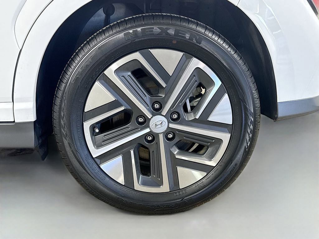 Used 2023 Hyundai Kona SE w/ Cargo Package FWD image 37