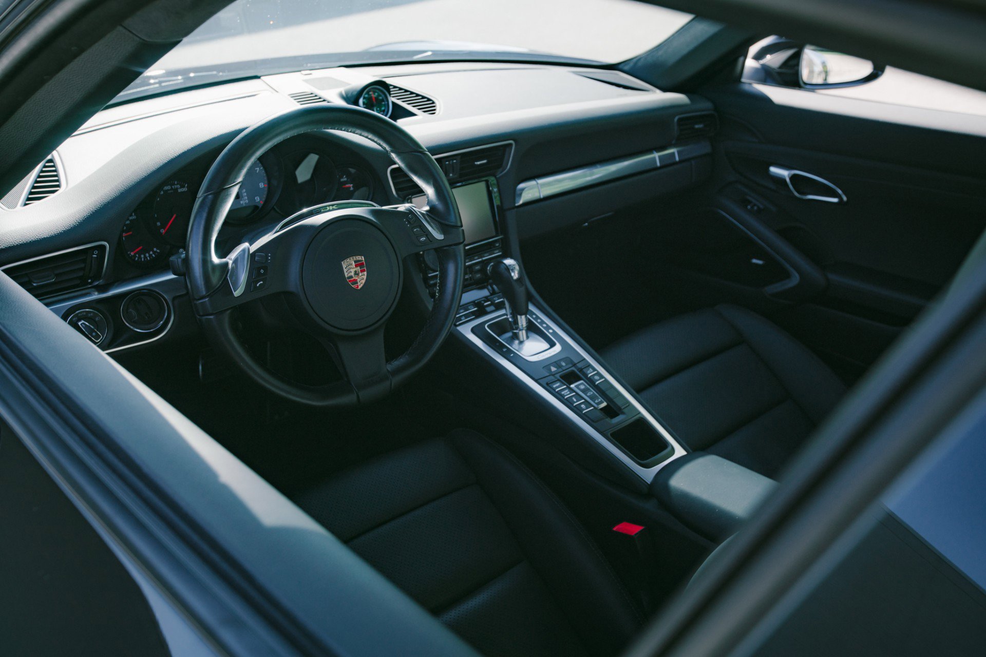 Used 2015 Porsche 911 Carrera 4S image 7