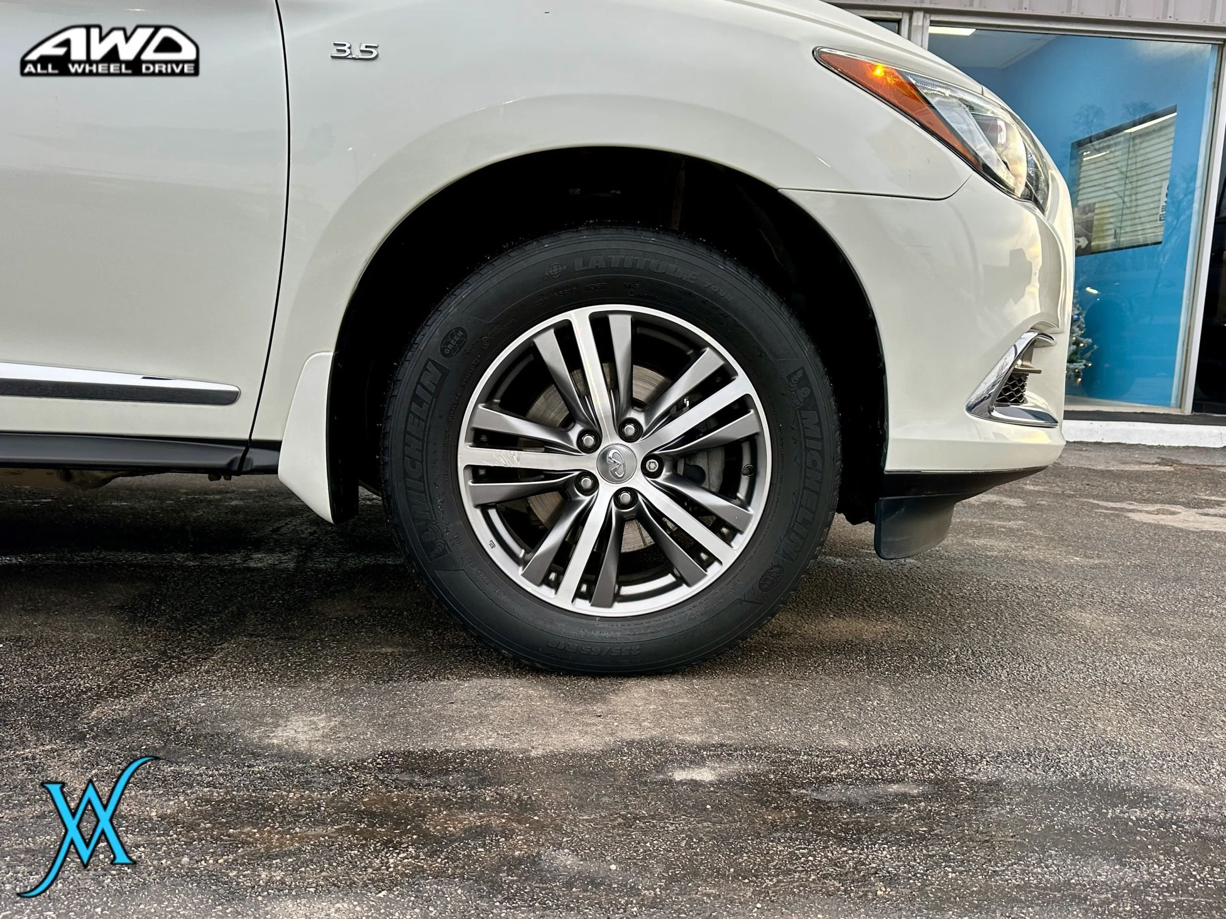 Used 2019 INFINITI QX60 Pure AWD/4WD image 9