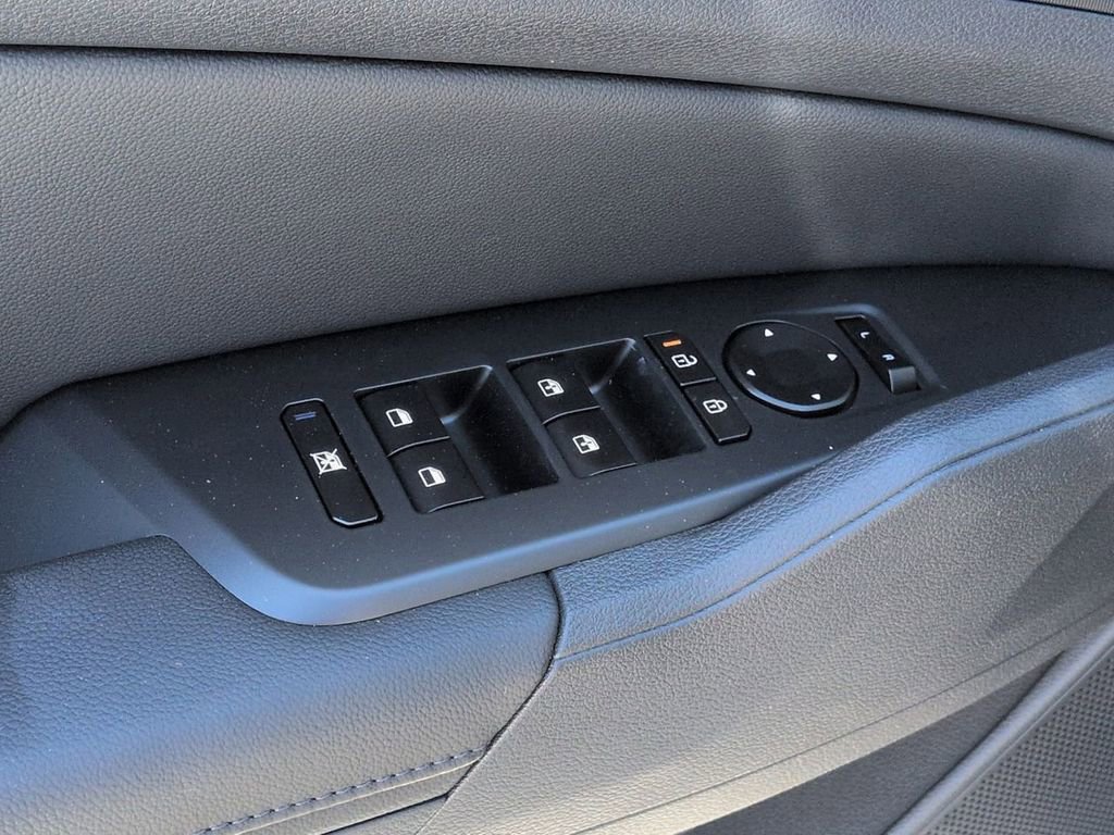 New 2026 Kia Sportage EX image 23