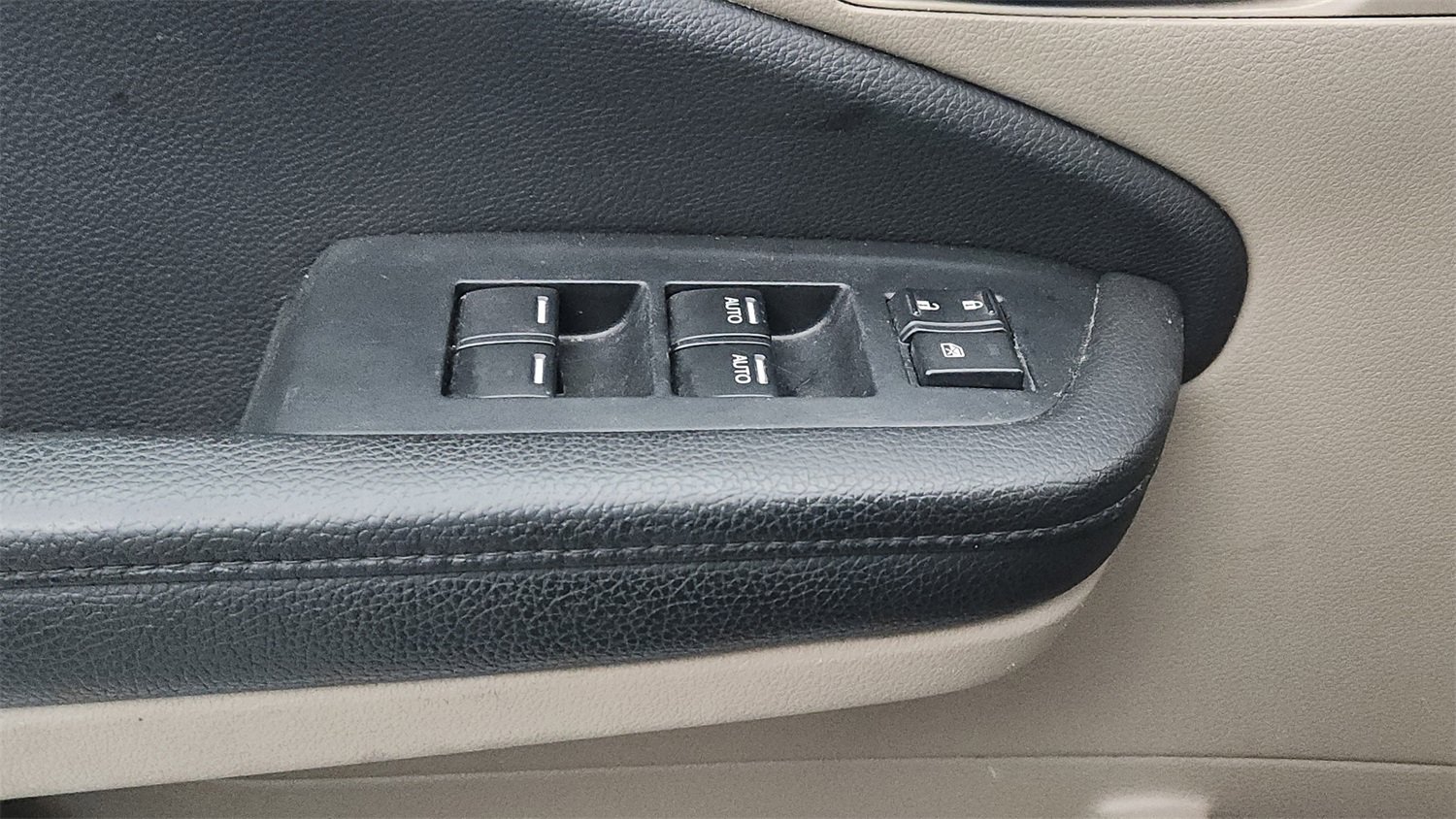 Used 2022 Honda Pilot Special Edition image 25