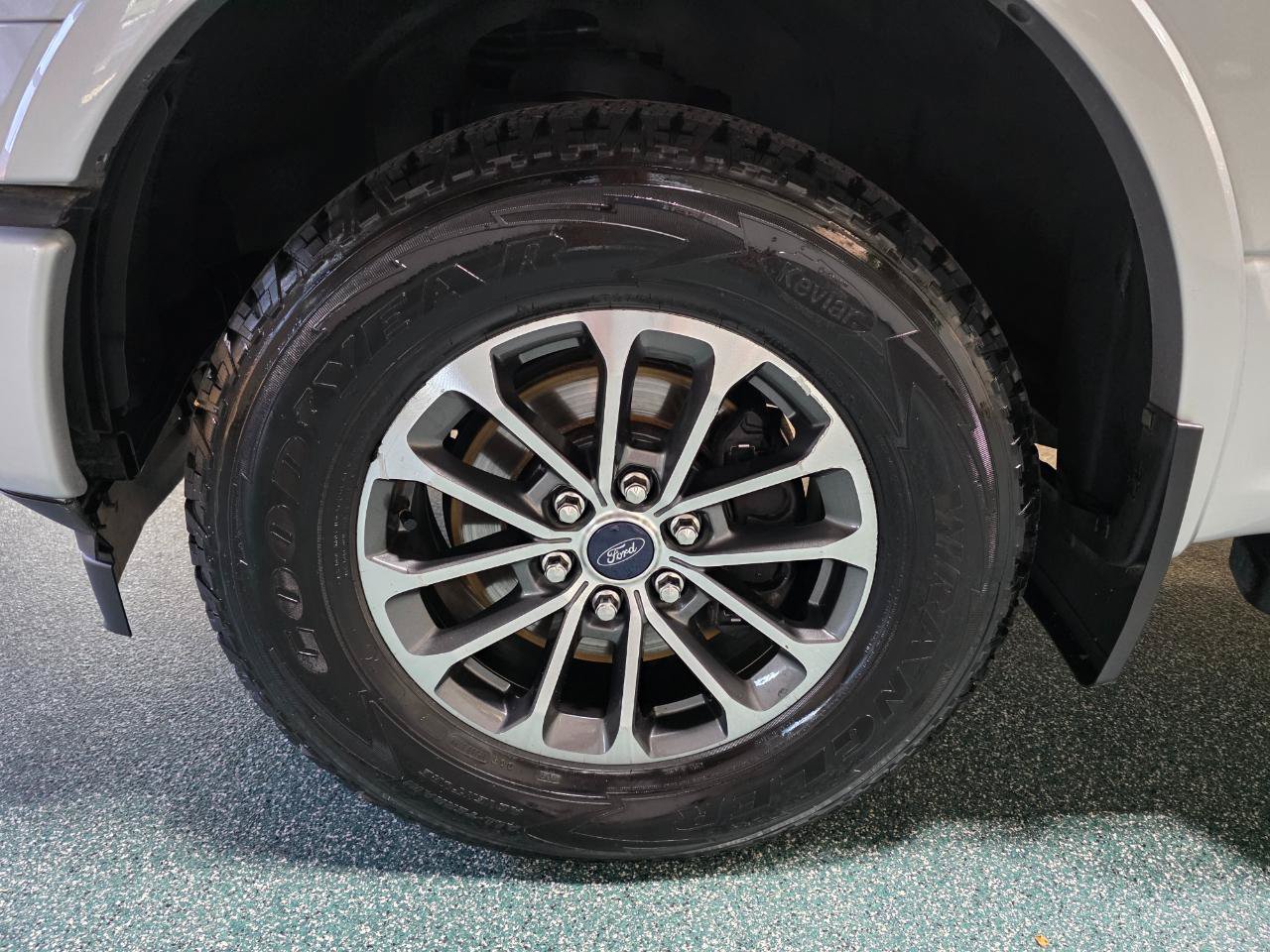 Used 2018 Ford F150 XLT w/ Equipment Group 301A Mid AWD/4WD image 14