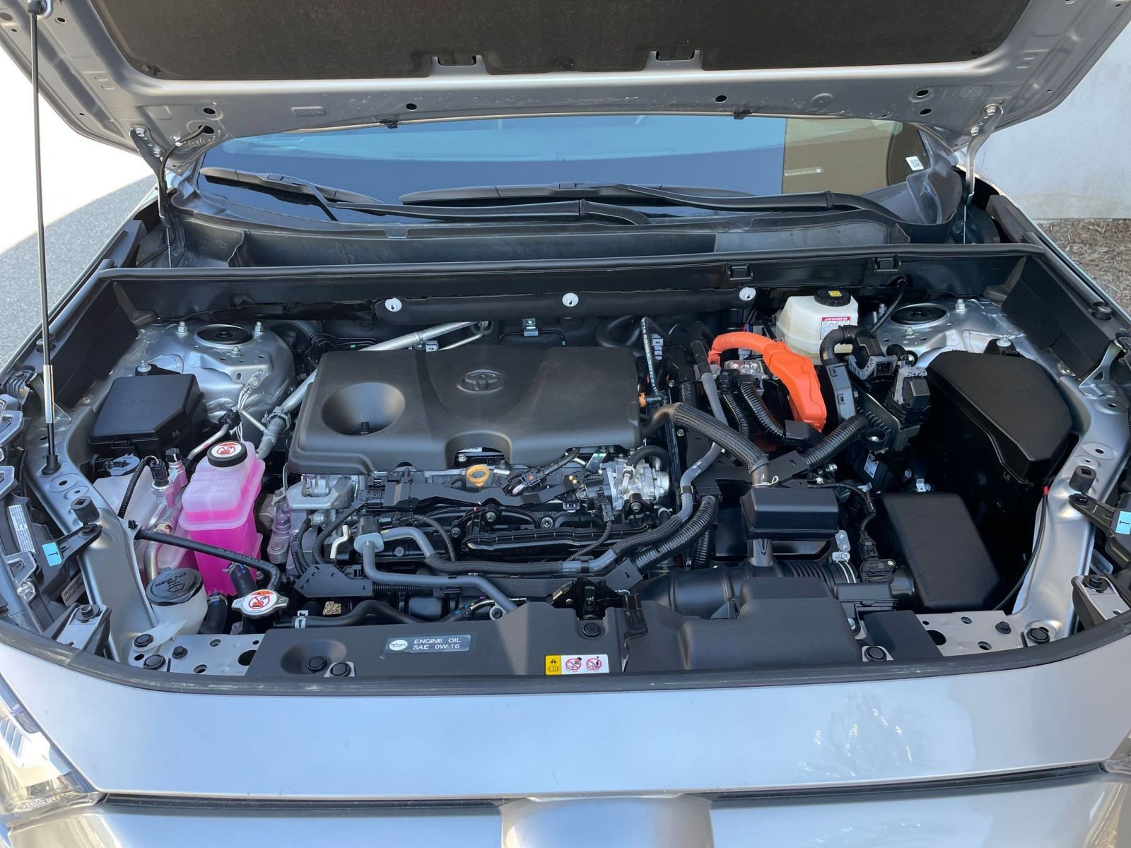 Used 2025 Toyota RAV4 LE image 32