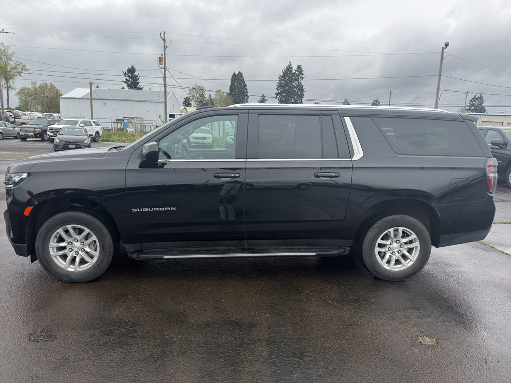 Used 2024 Chevrolet Suburban LT AWD/4WD image 5