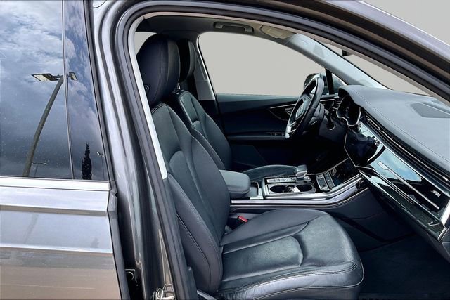 Used 2023 Audi Q7 3.0T Premium Plus w/ Premium Plus Package AWD/4WD image 7