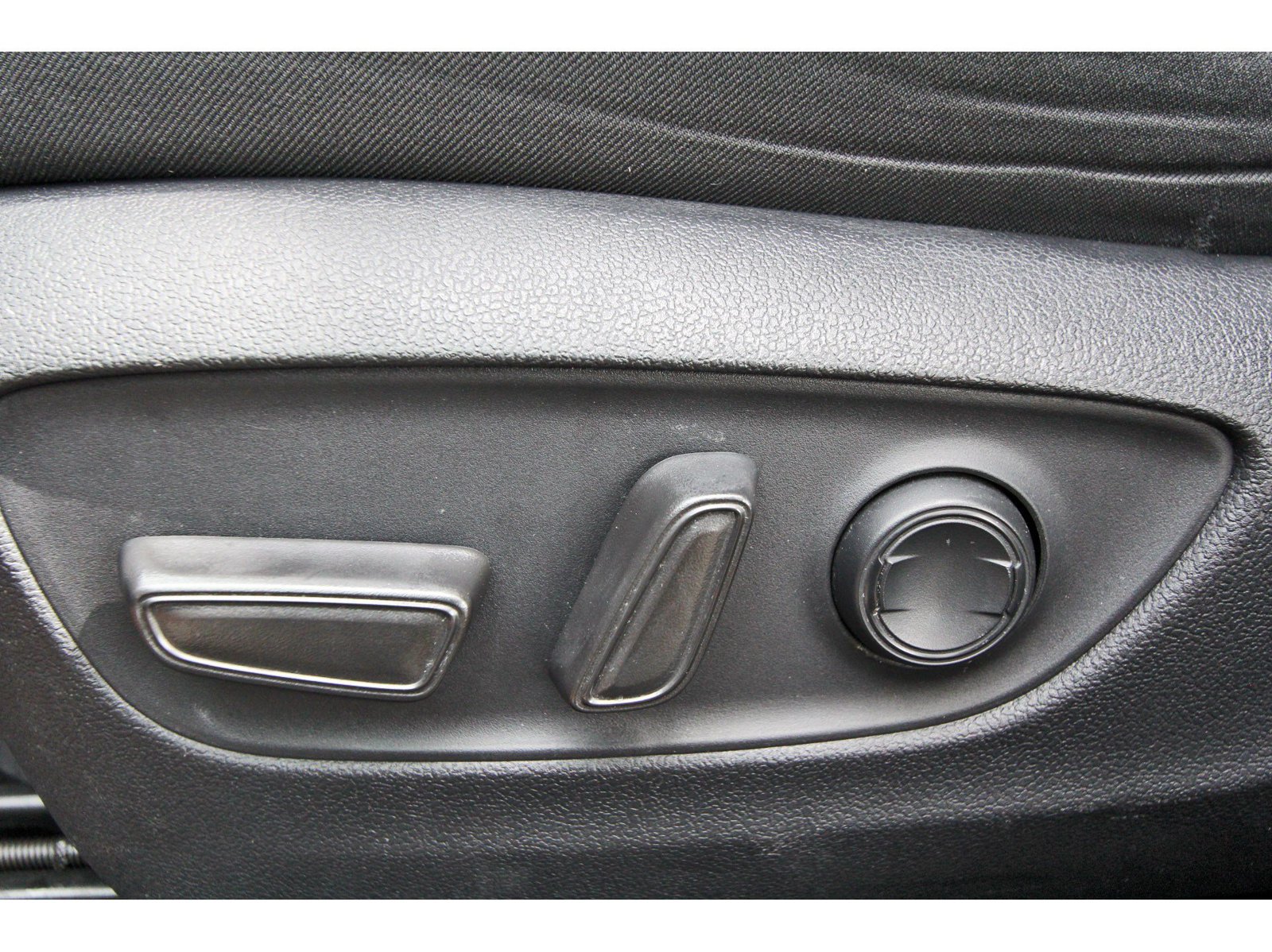 Used 2021 Toyota RAV4 XLE FWD image 26