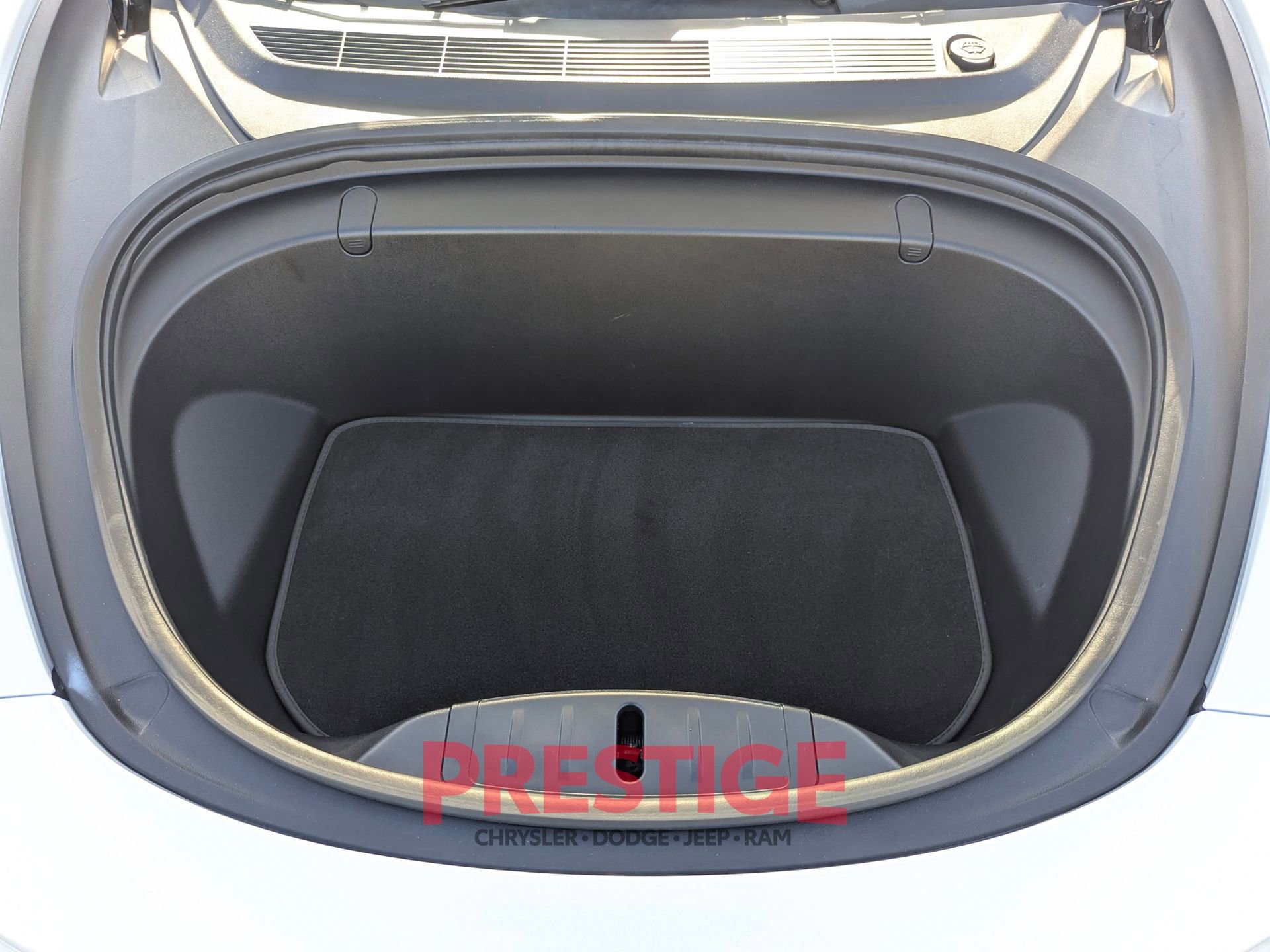 Used 2019 Tesla Model 3 Standard Range Plus RWD image 5
