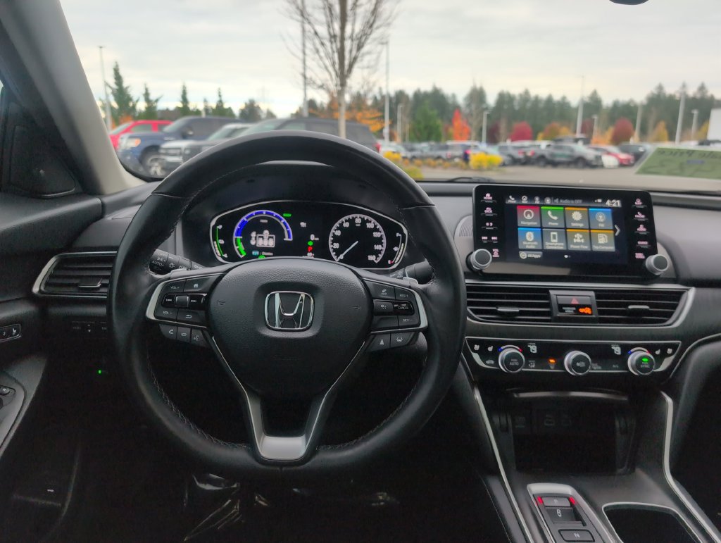 Used 2022 Honda Accord Touring image 16