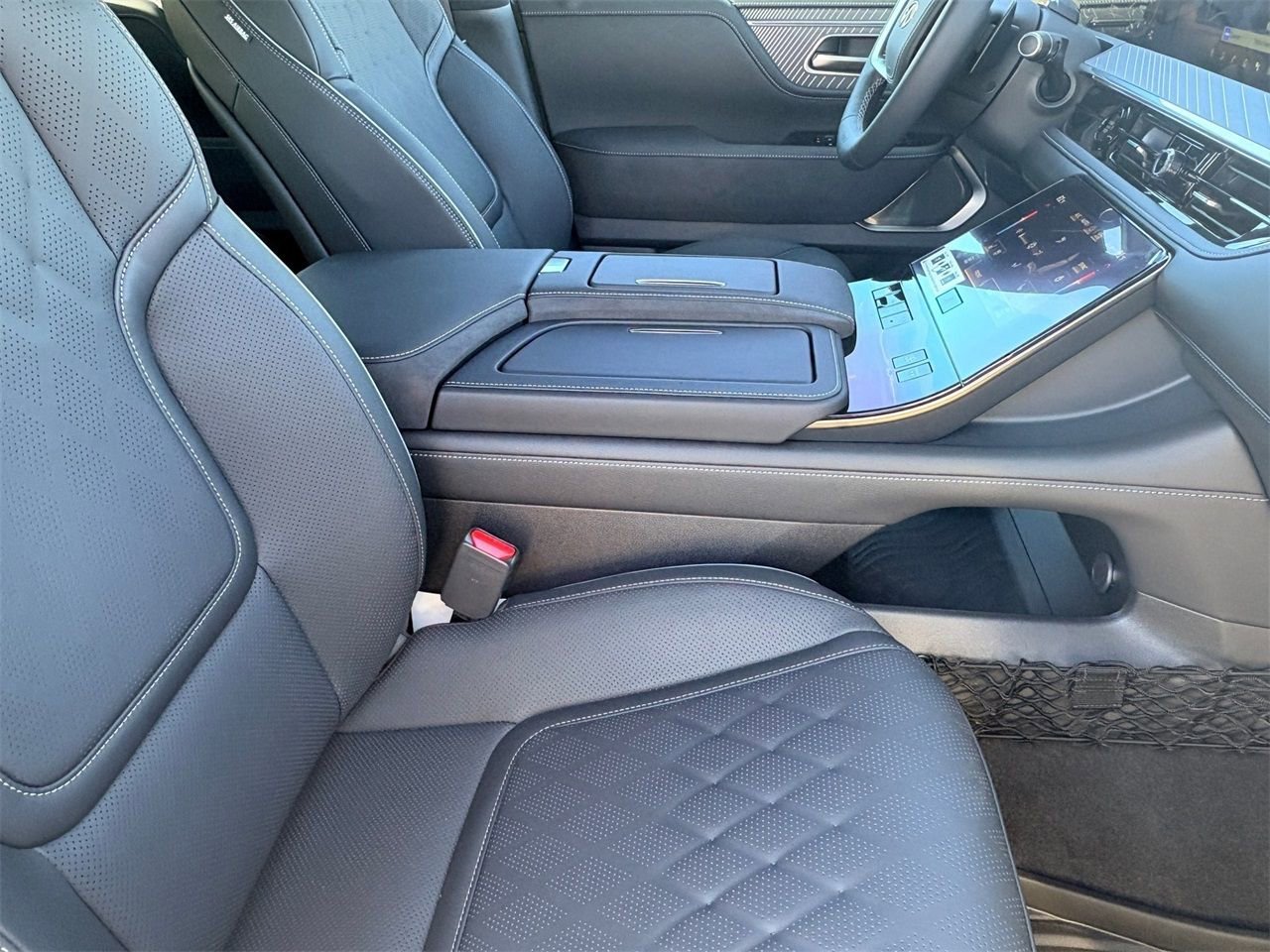 New 2026 INFINITI QX80 Autograph w/ Premium Cargo Package image 27