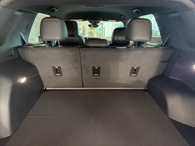 New 2026 Chevrolet Equinox RS w/ Convenience Package III FWD image 23