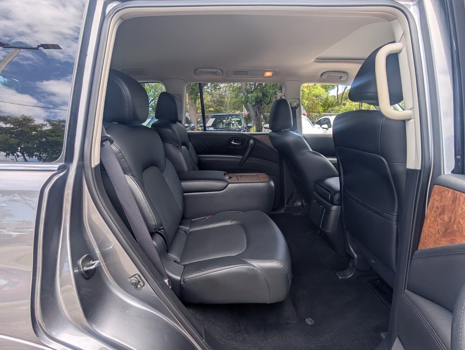 Certified 2023 Nissan Armada SL w/ Captain's Chairs Package RWD image 17