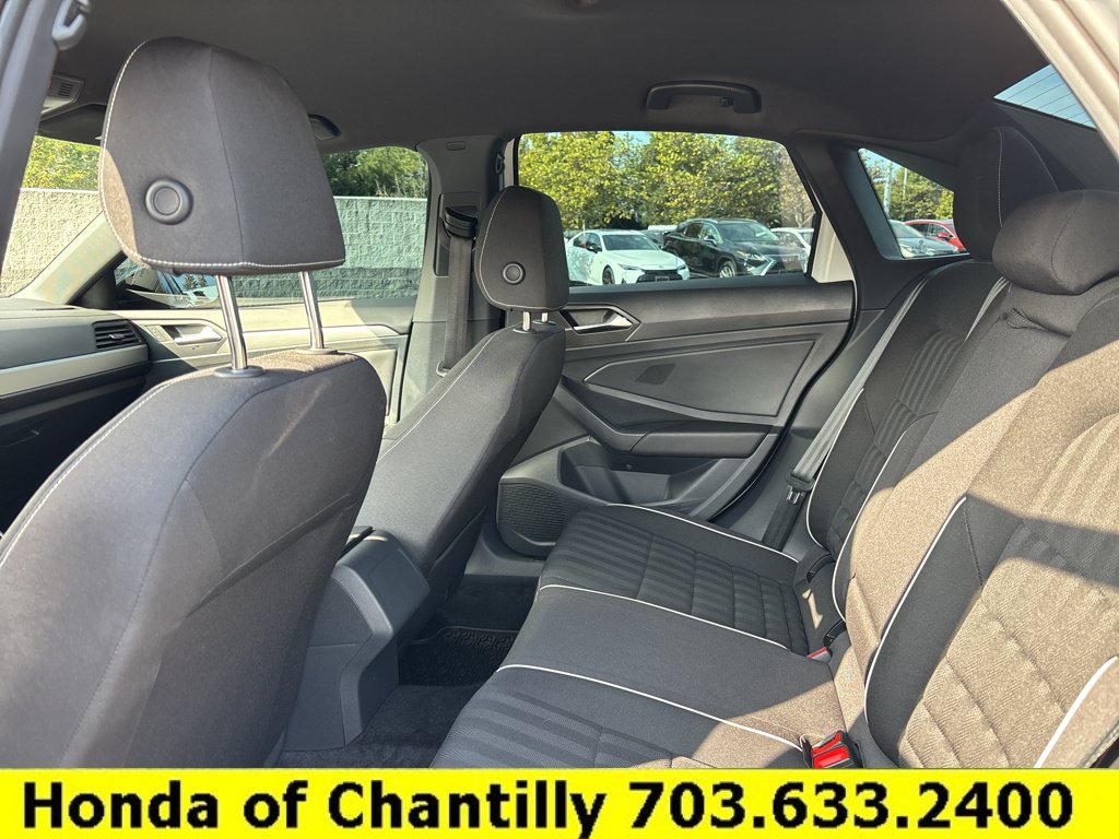 Used 2023 Volkswagen Jetta Sport FWD image 27