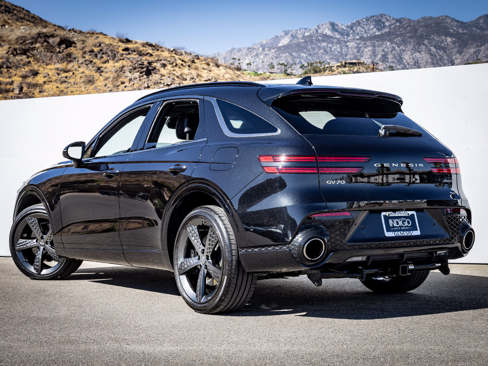 Used 2023 Genesis GV70 3.5T Sport w/ Sport Prestige Package AWD/4WD image 9