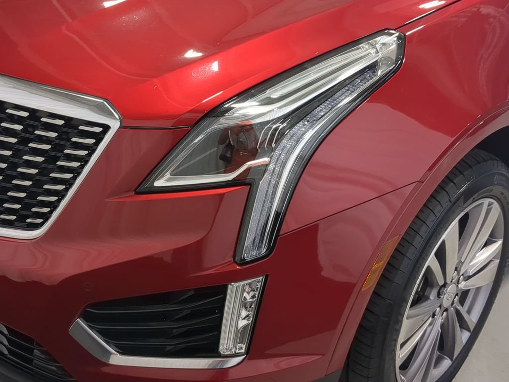 Used 2025 Cadillac XT5 Premium Luxury AWD/4WD image 14