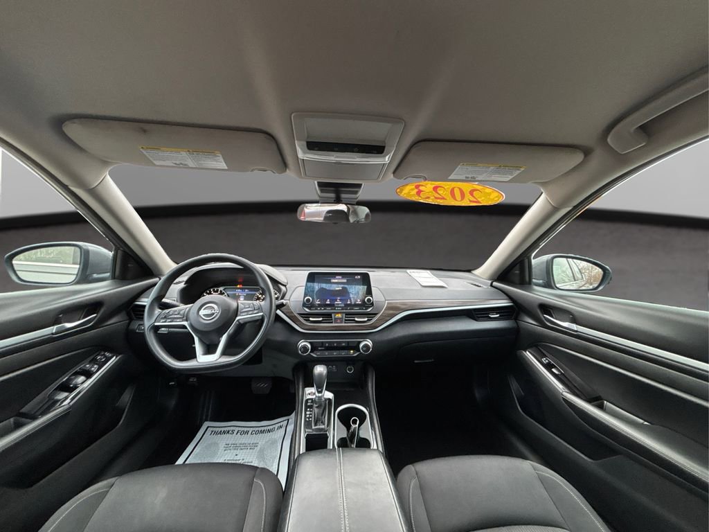 Used 2023 Nissan Altima 2.5 SV image 25