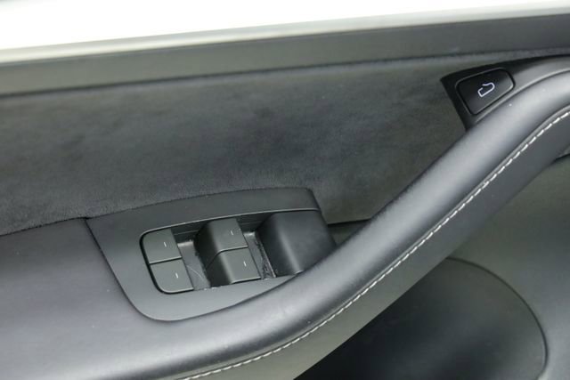 Used 2023 Tesla Model 3 Standard Range RWD image 26