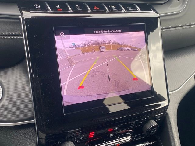 New 2025 Jeep Grand Cherokee L Laredo w/ Luxury Tech Group I image 3