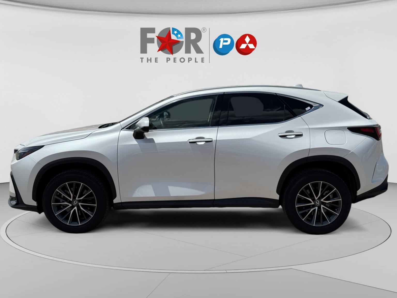 Used 2023 Lexus NX 350 AWD image 2