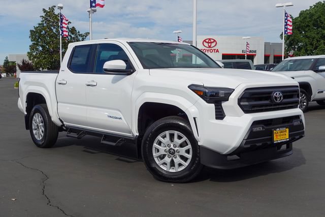 New 2026 Toyota Tacoma SR5 AWD/4WD image 7